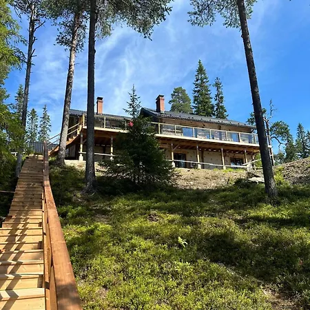 Dağ evi Hilltop At Porontima