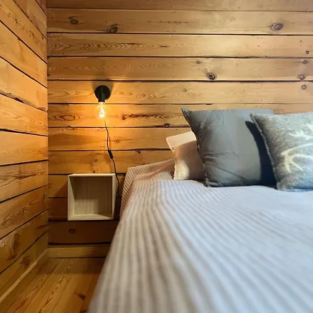 Hilltop At Porontima Alpesi faház *